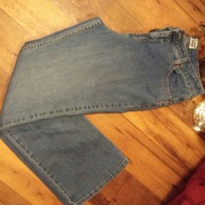 EUC!! Levi Bootcut Jeans